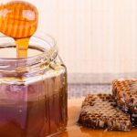 Ce este mierea de Manuka și care sunt beneficiile utilizării ei pentru sănătate?